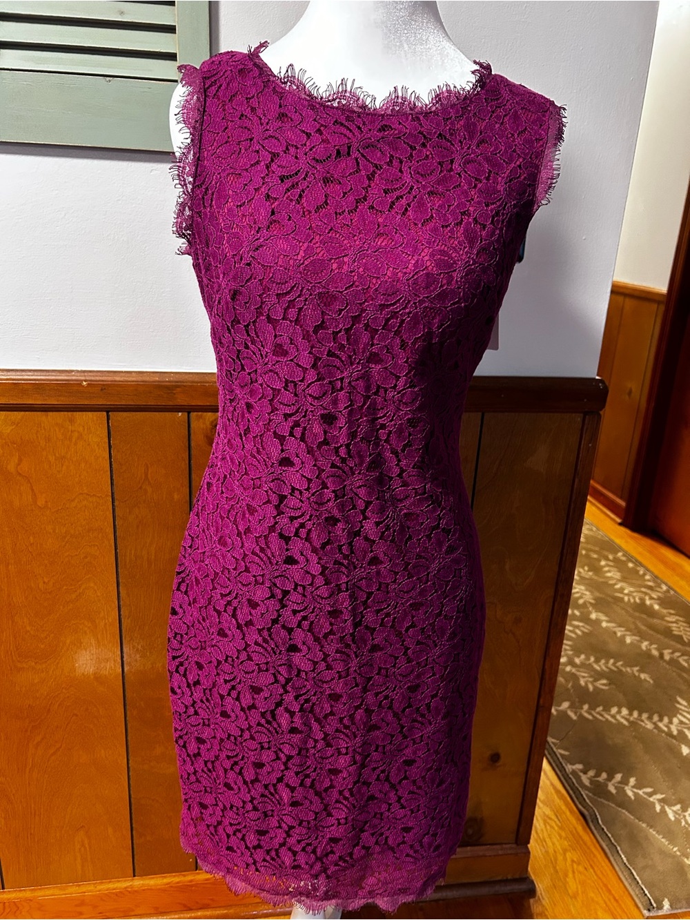 Sleeveless Lace Midi Dress in Deep Berry